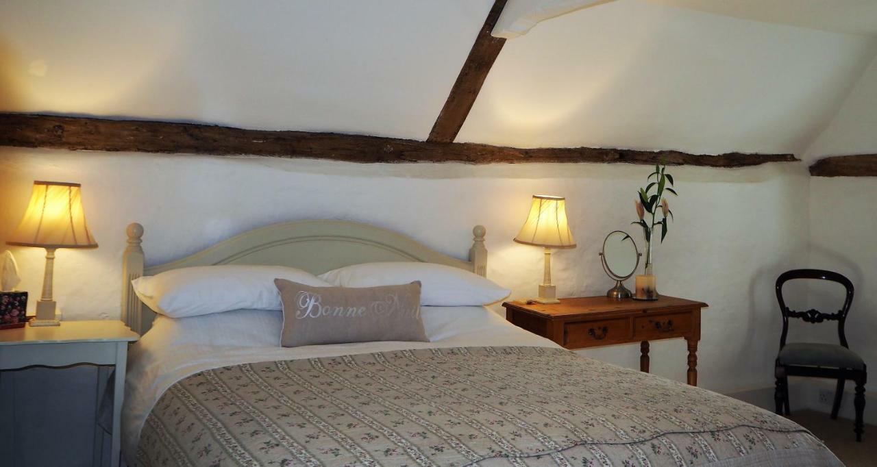 Nightingale Cottage Bed And Breakfast Chichester Extérieur photo